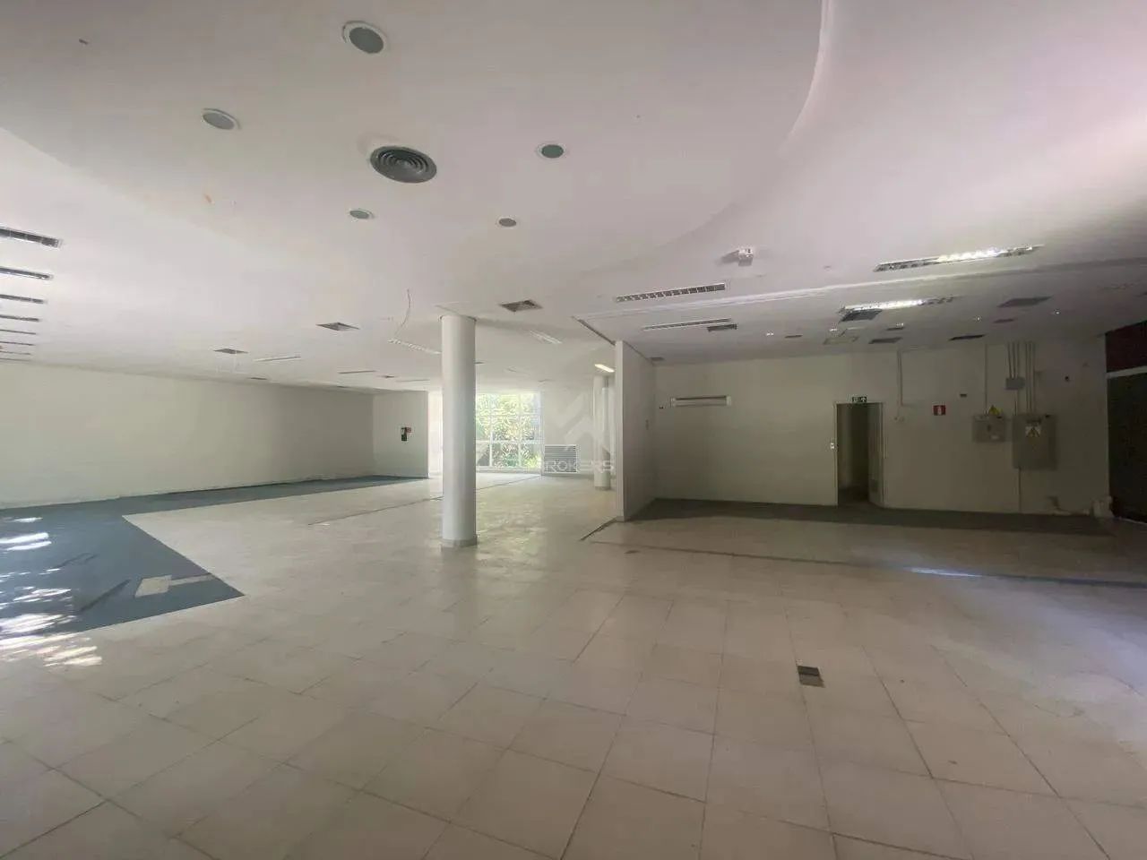 Salão comercial à venda no centro de Valinhos - SP - Foto 3