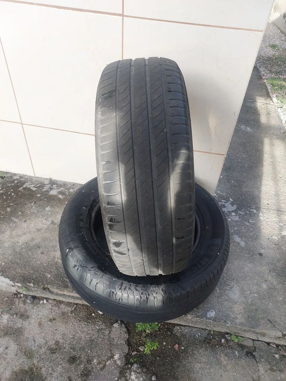 Pneus 205/60 R16