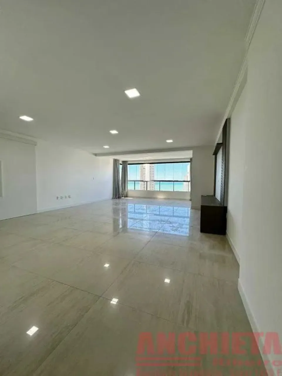 Alugo Espetacular apartamento de luxo, 33º andar no Altiplano