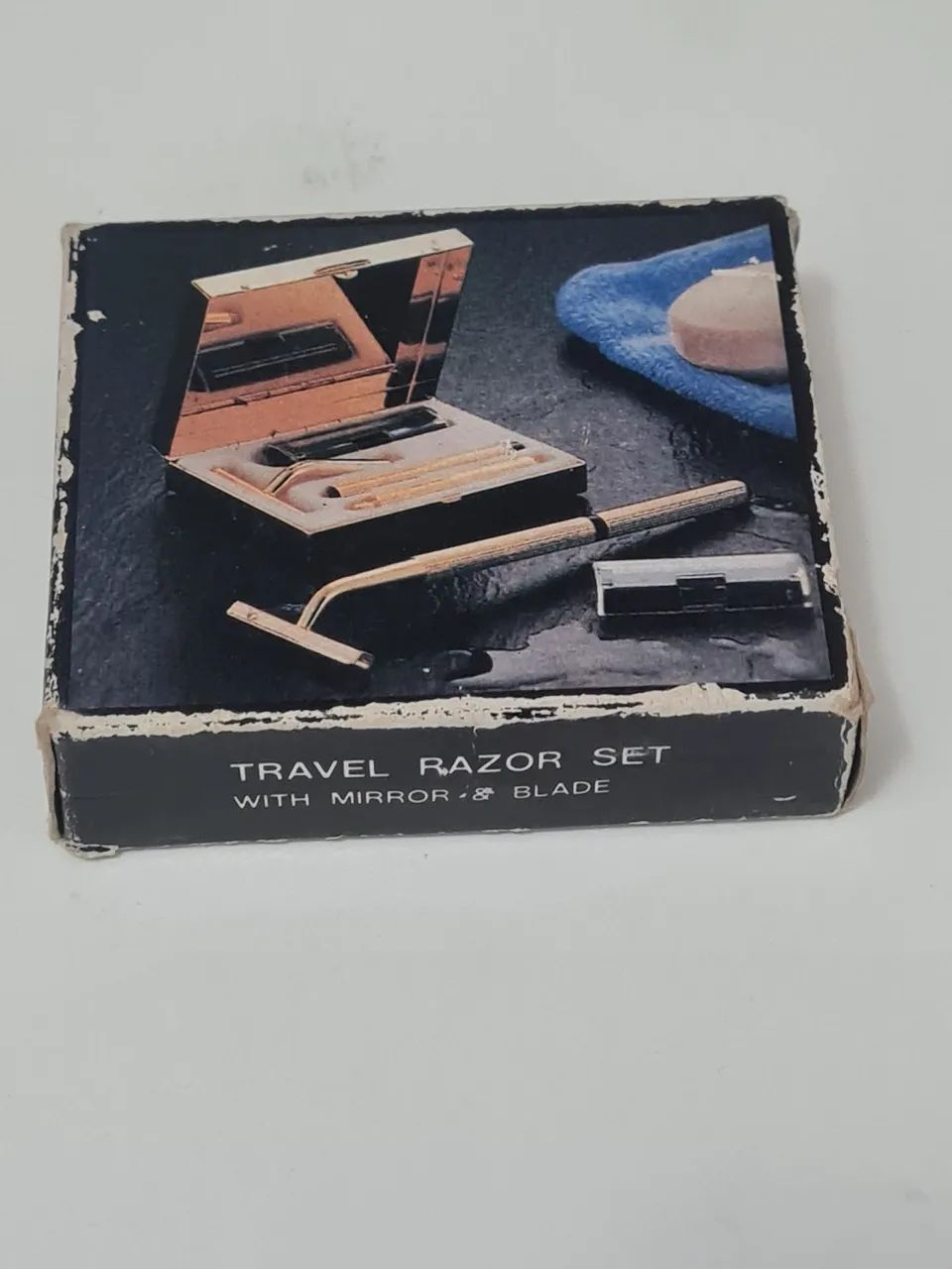 Kit de barbear vintage em caixa dourada - antigo - Foto 4