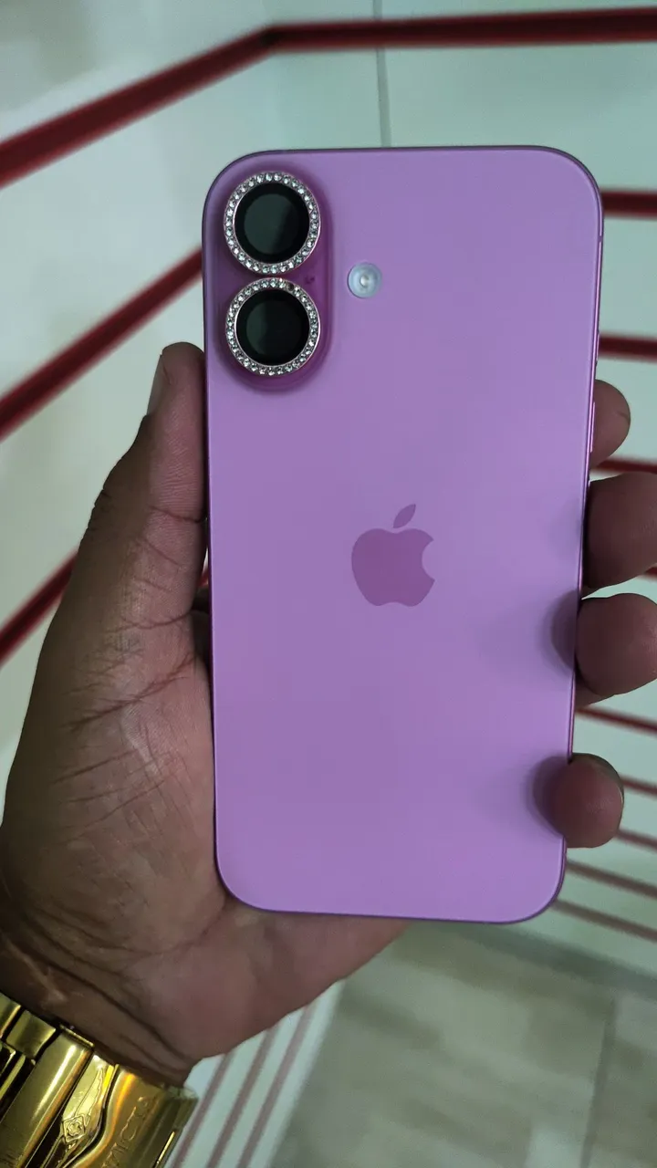 Iphone 16 telefone só tem dois meses de uso!