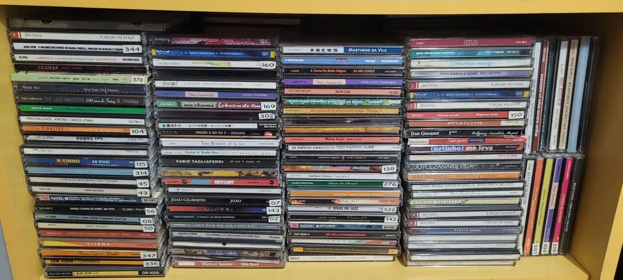 Coleção de CDs Diversos - Vários Gêneros Nacionais  - 600 itens  - Foto 2