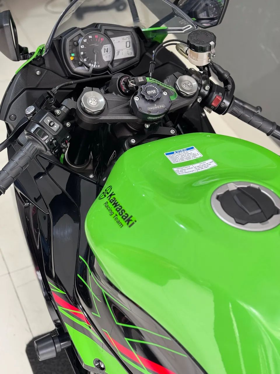 Kawasaki Zx-6r 636cc 2023 - 1443923729 | OLX