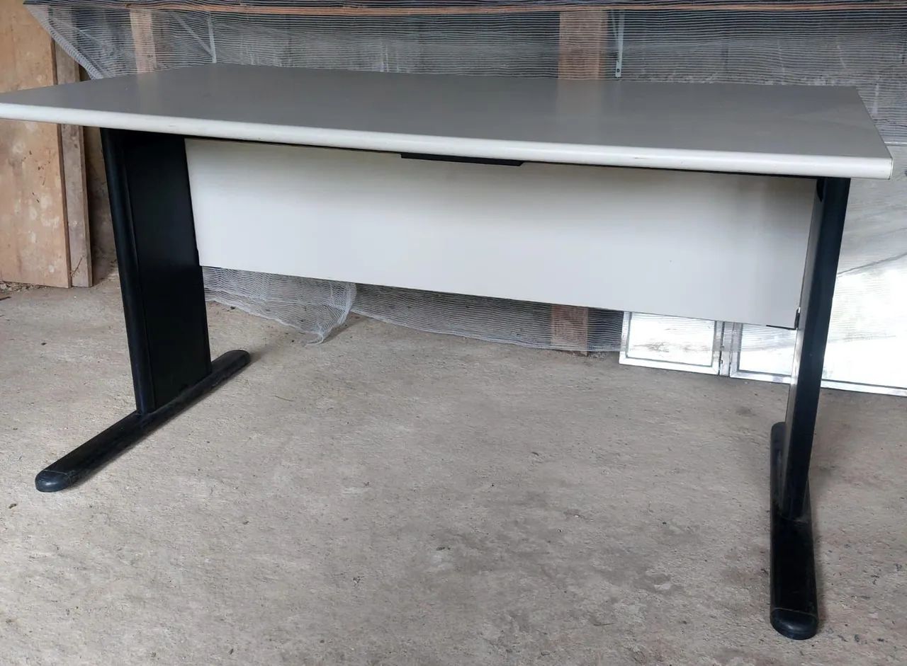 Mesa de escritório 