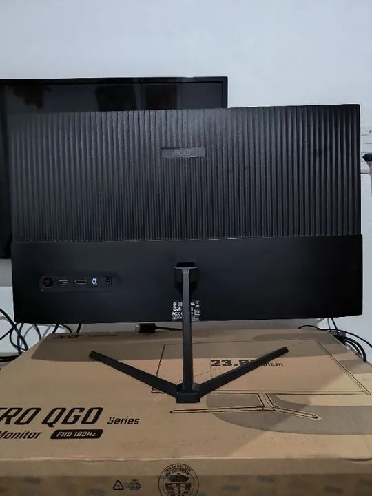 Monitor Gamer Acer Nitro QGO | 23.8" | FHD | 180Hz | 1ms | HDR10 | 95% sRGB | FreeSync - Foto 2