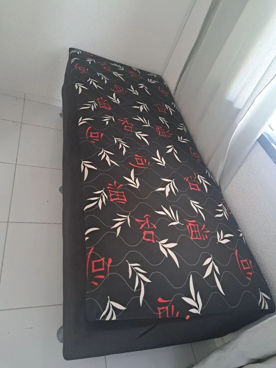 Cama Box Solteiro com Desenho Oriental