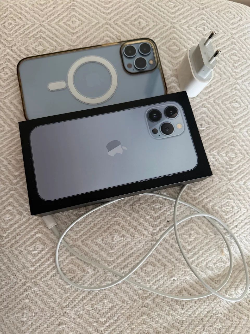 Iphone 13 Pro Max 1TB - Bateria 100% - Celulares e Smartphones