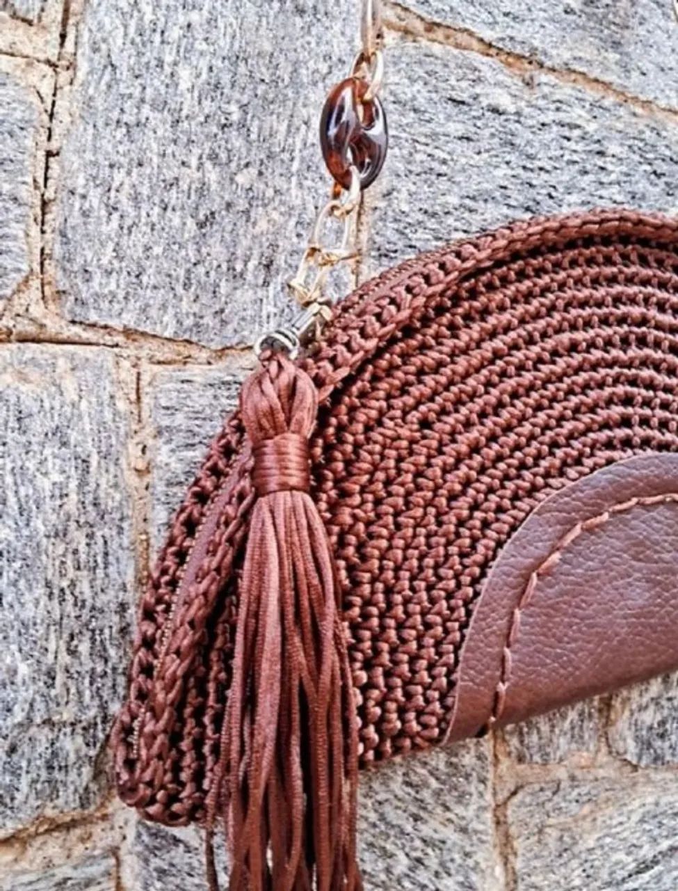 Bolsa de Ombro palha e couro  Corrente um luco - Foto 2