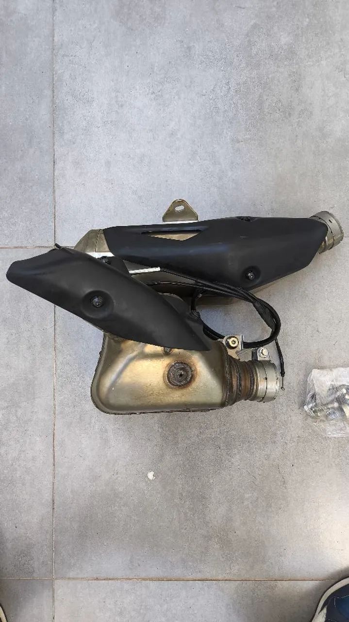 Escapamento Zx10r 2016/2017 original - Peças para motos - Oliveira