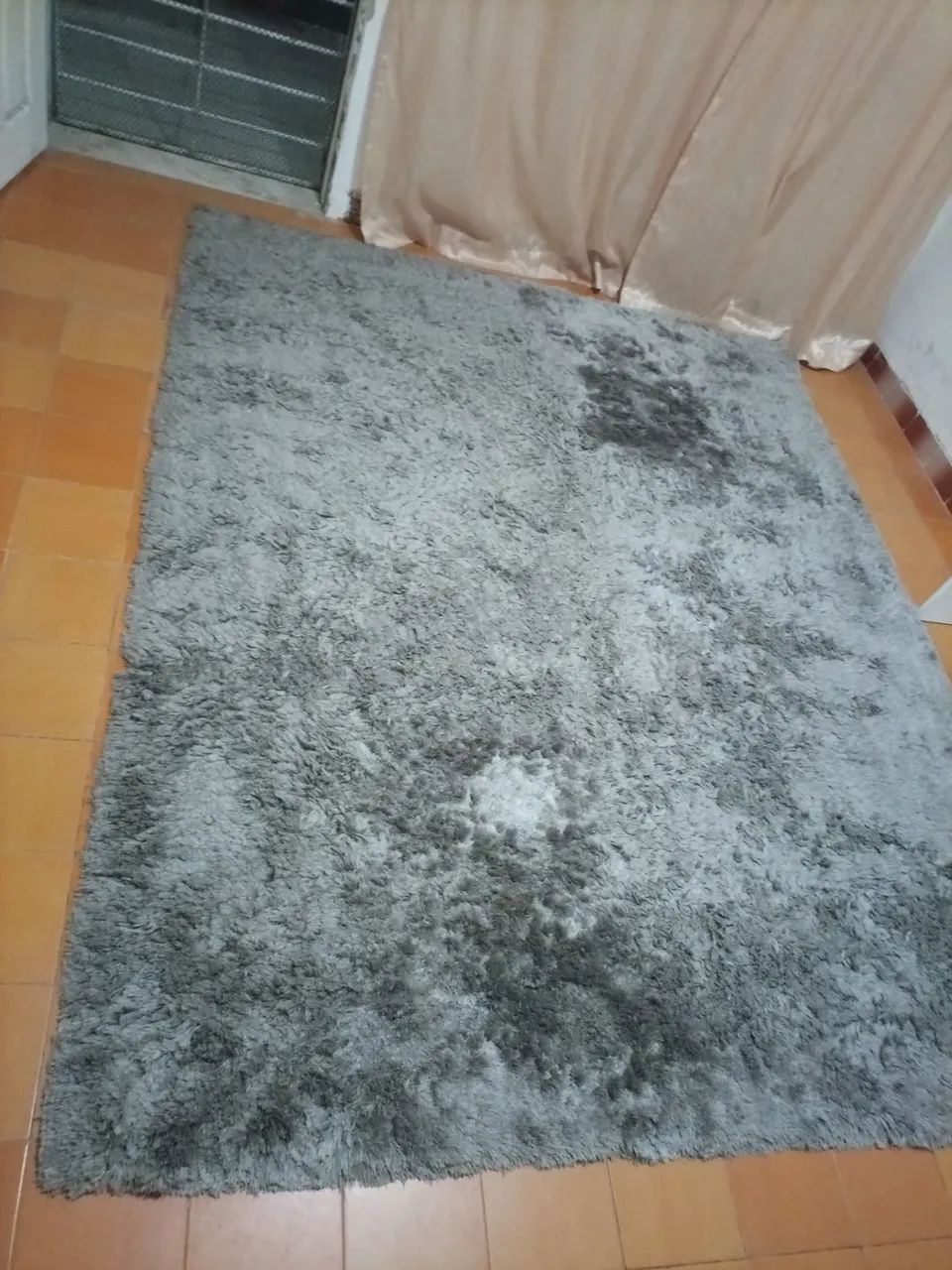 Tapete Peludo Cinza Grande  - Foto 5