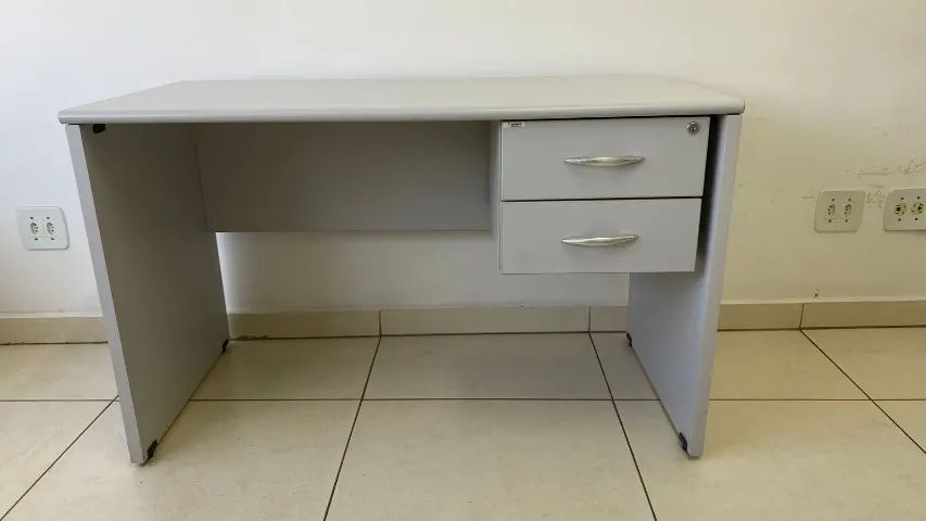Mesa de Escritório Semi Nova (Valor de Cada) - Foto 5