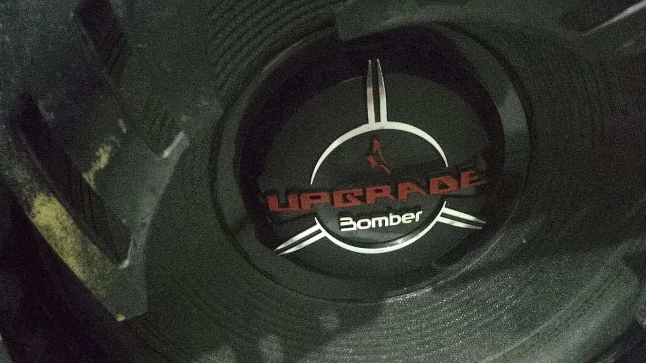 Caixa de Som Bomber Subwoofer 12 - Foto 2