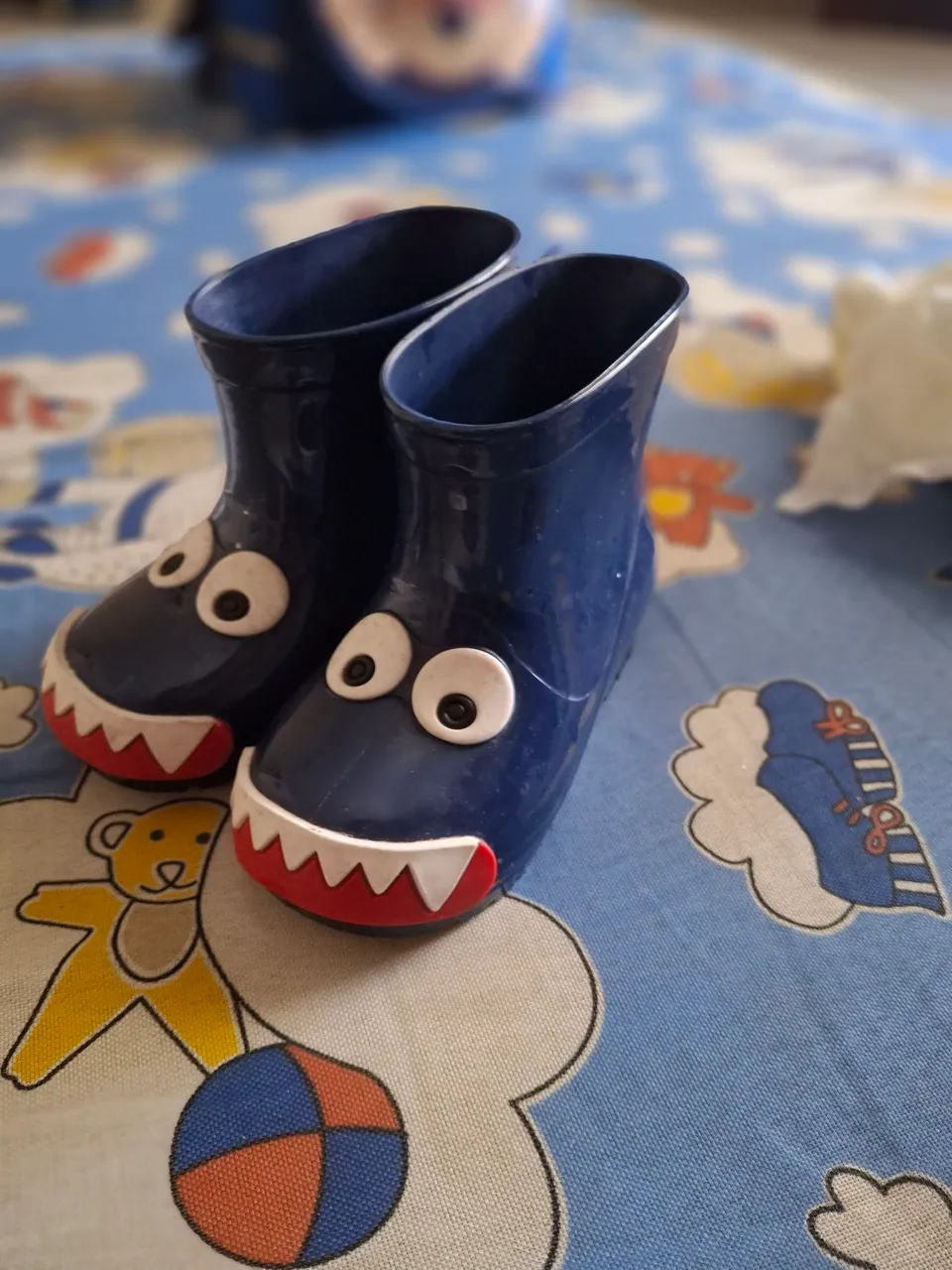 Botas de Chuva Infantil - Tubarão Divertidas