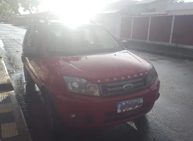 Ecosport super conservada
