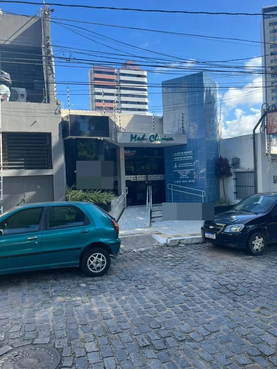 Prédio Comercial 249m² Localização Estratégica no Tirol