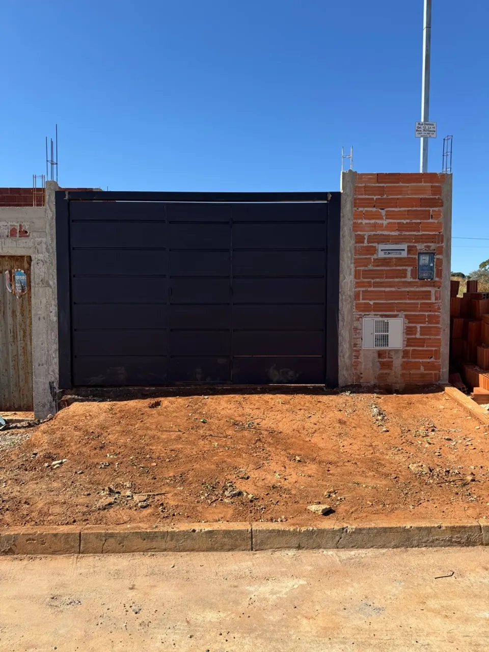 Vendo ágio de lote no residencial Acrópole, aceito carro e moto.