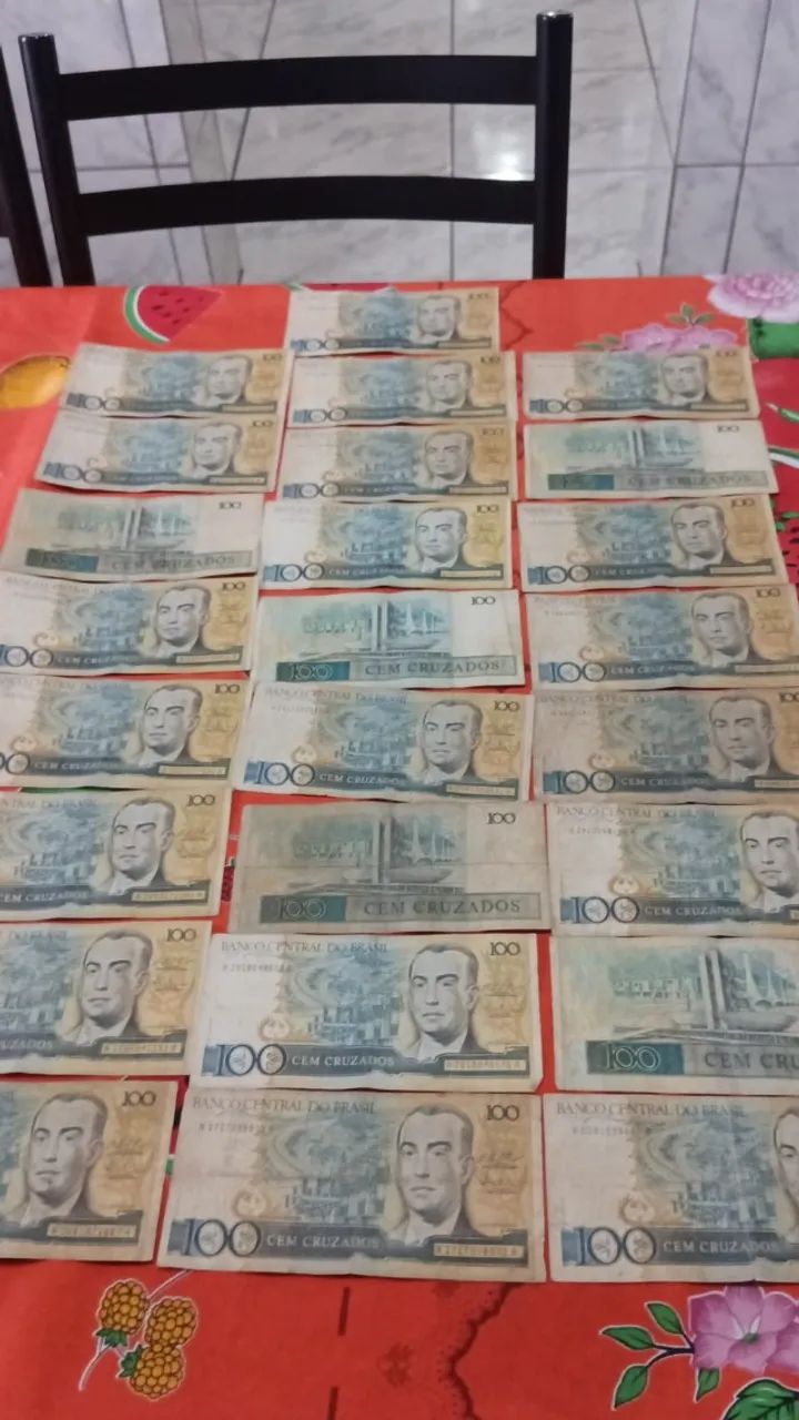 Coleção 25 cédulas de 100 cruzados conforme fotos das mesmas.