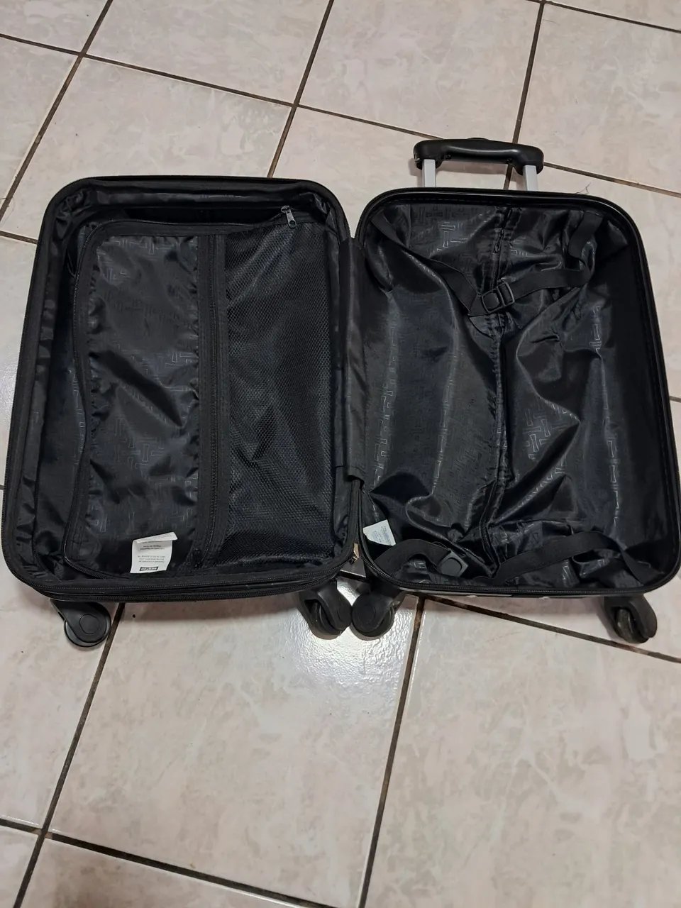 Mala para viagem tamanho pequeno