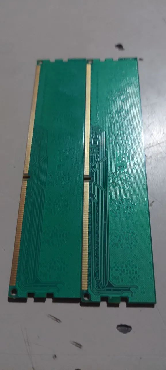 Memória RAM 2GB DDR3 - Foto 2