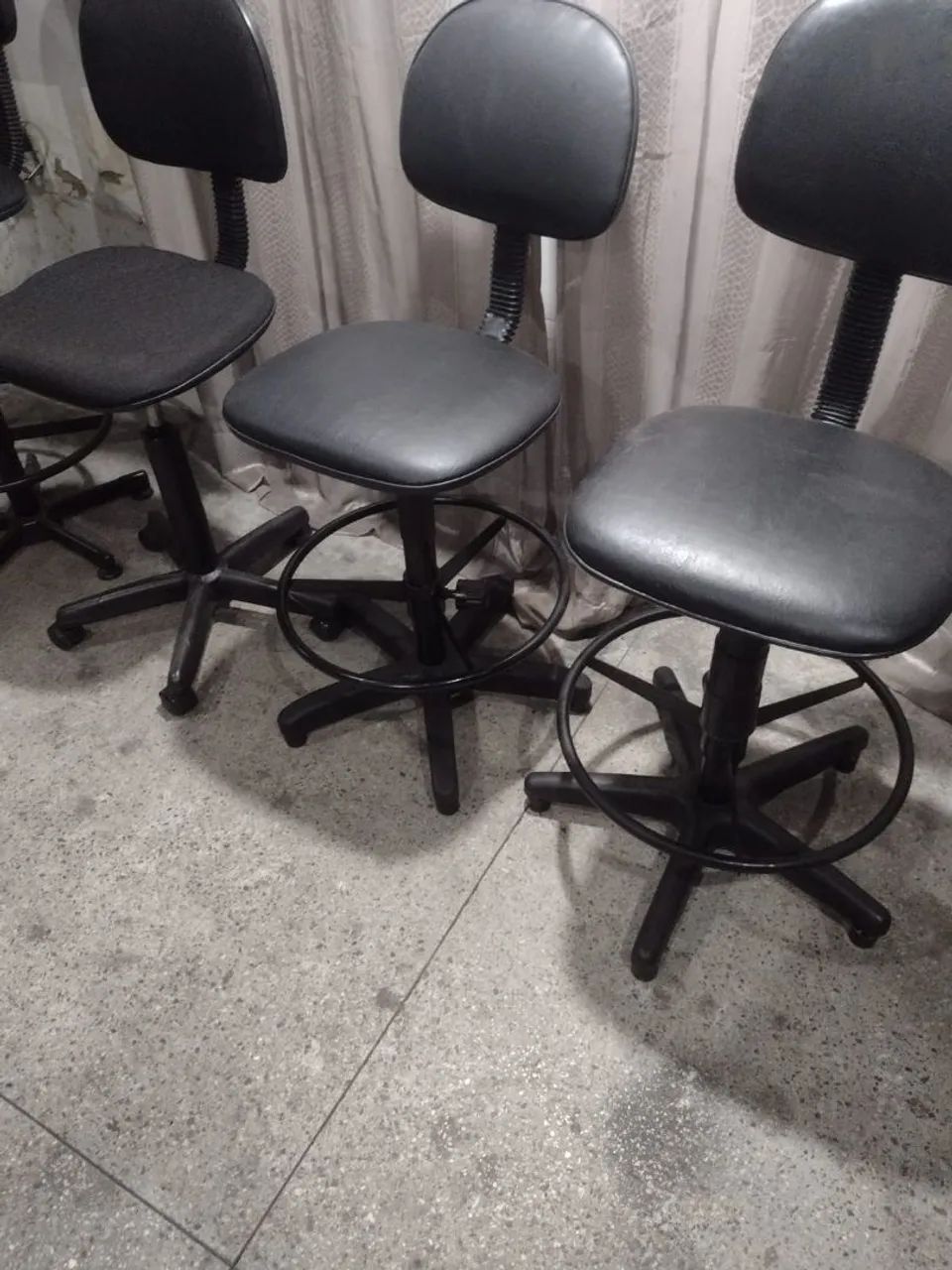 Cadeira de caixa e balcão  - Foto 2