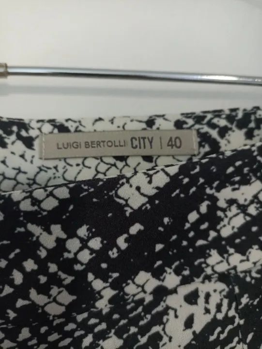  calça Capri da Luigi Bertolli   - Foto 3