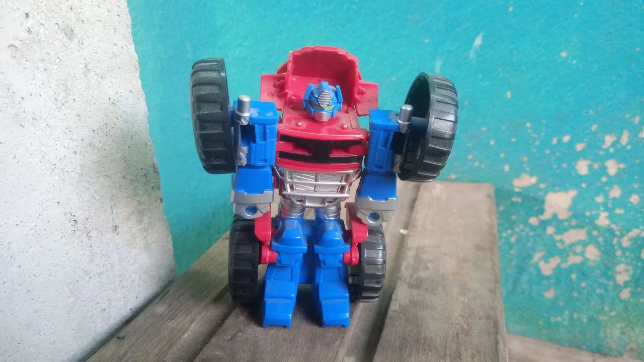 Transformers Optimus Prime KO Rescue Bots fácil transformação