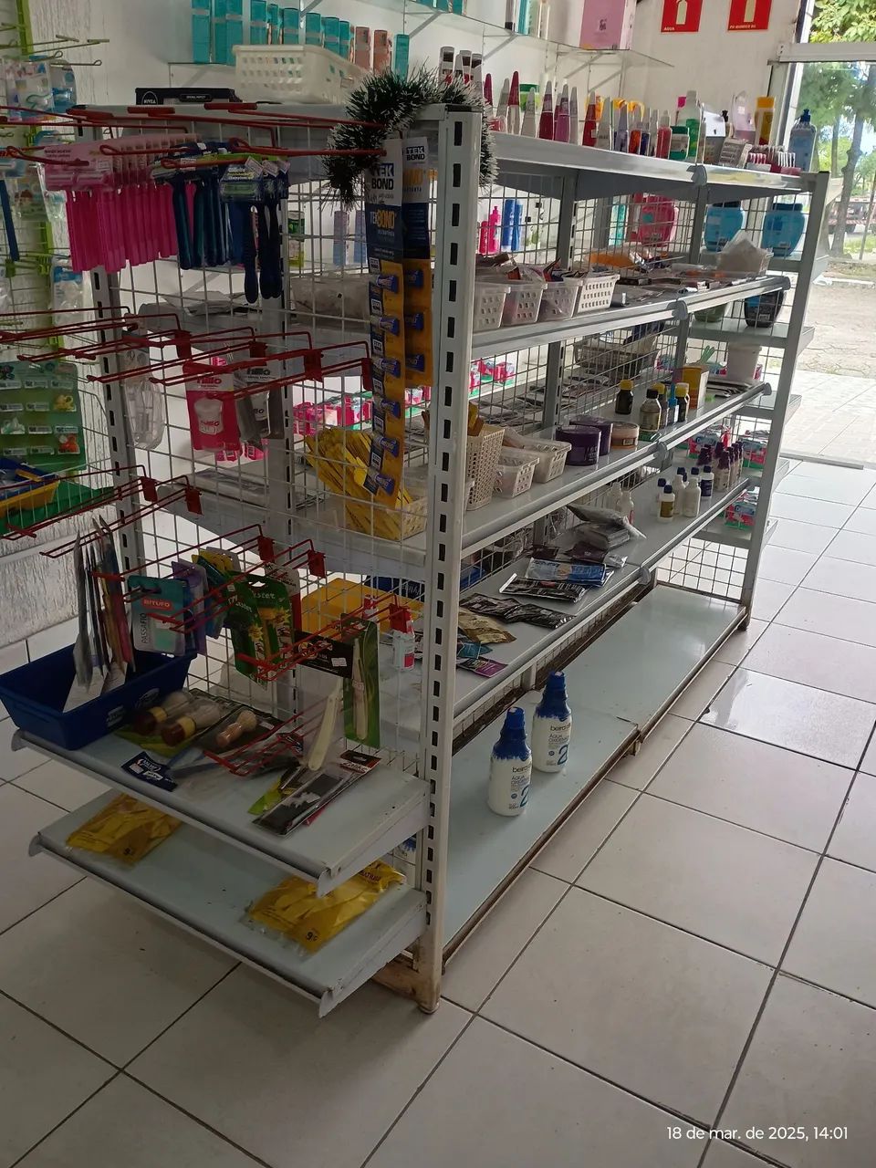 Gôndola Prateleiras central para loja - usadas - Foto 4