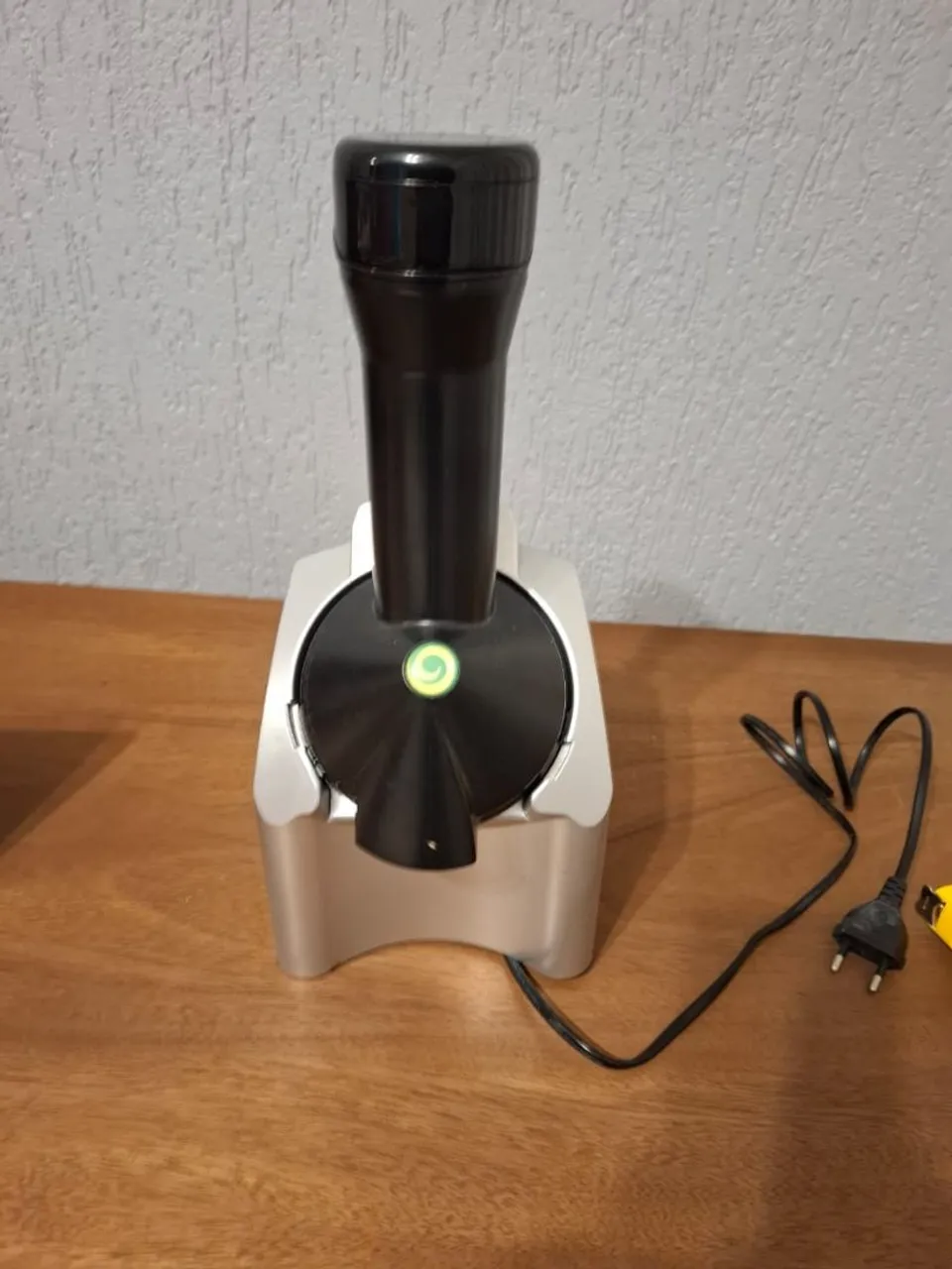 Máquina de Sorvete Elétrica - Prepare sobremesas deliciosas!