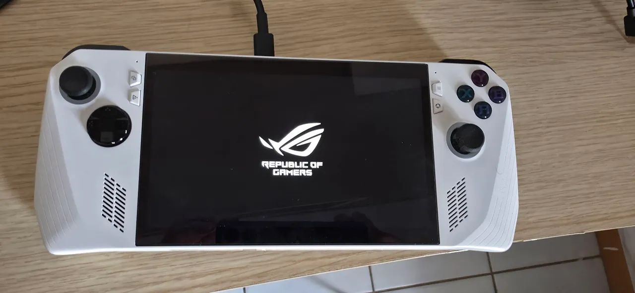 Asus Rog Ally Z1 Extreme 512 giga - Notebooks - Setor Sudoeste