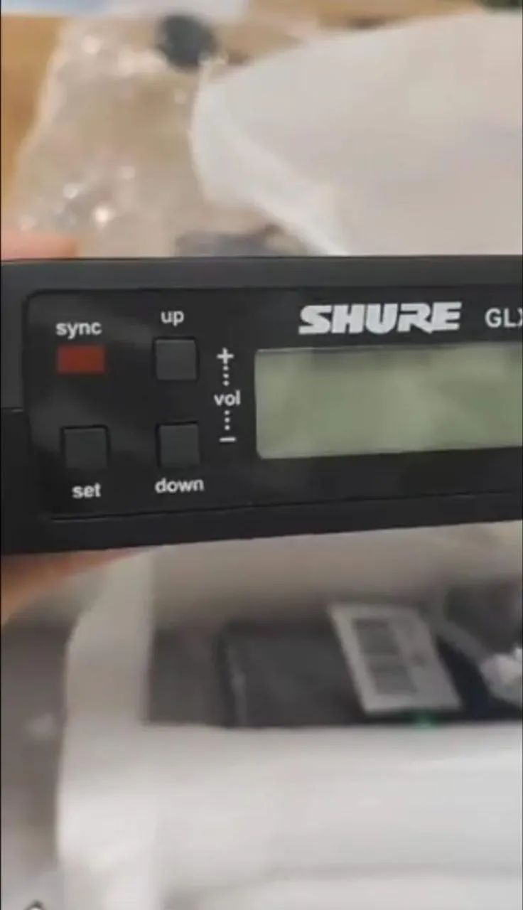 Microfone e transmissor sem fio shure  - Foto 2