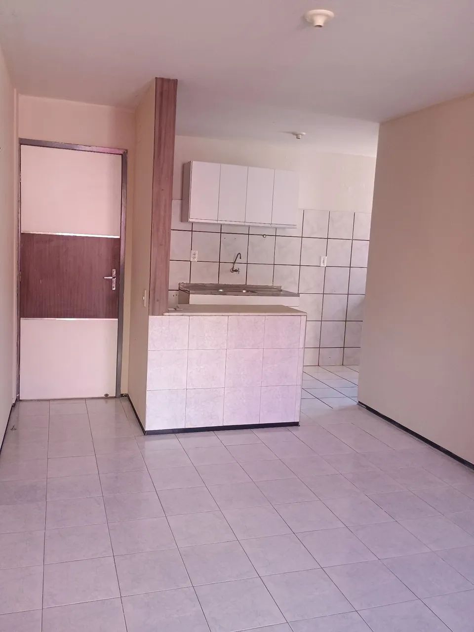 Alugo apartamento  no condomínio  Sol Mar.   - Foto 2