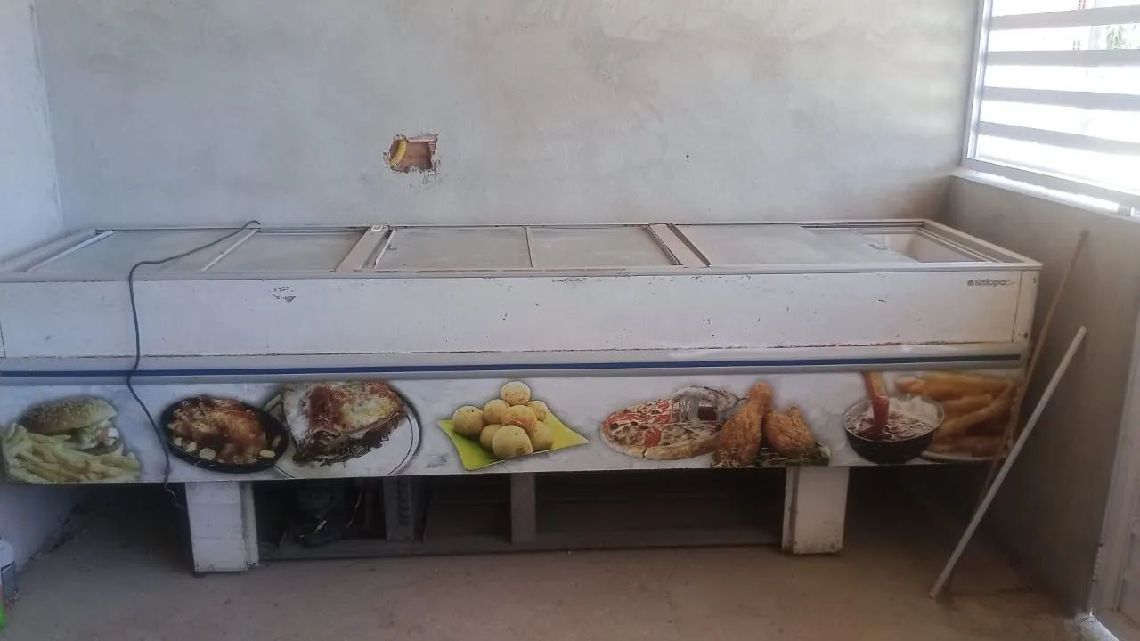 Freezer horizontal ótimo para colocar em sua mercearia OBS.tem conversar número. * - Foto 2