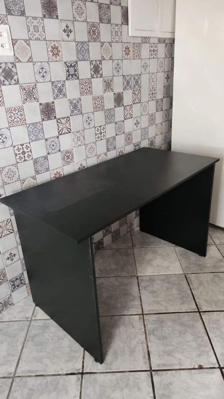 Mesa de Escritório / Escrivaninha