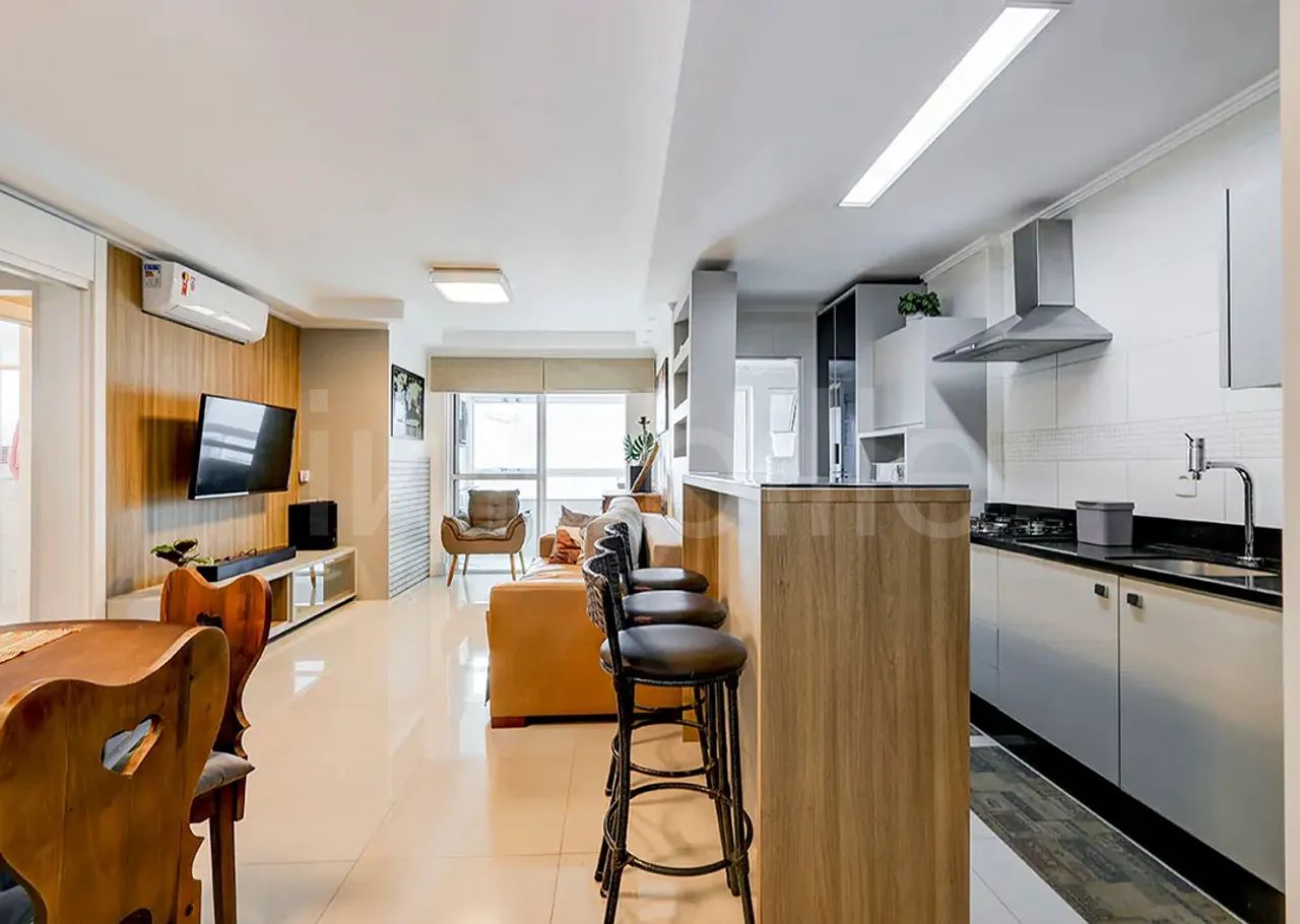 Apartamento no Edificio Emerald Residence na Praia Brava