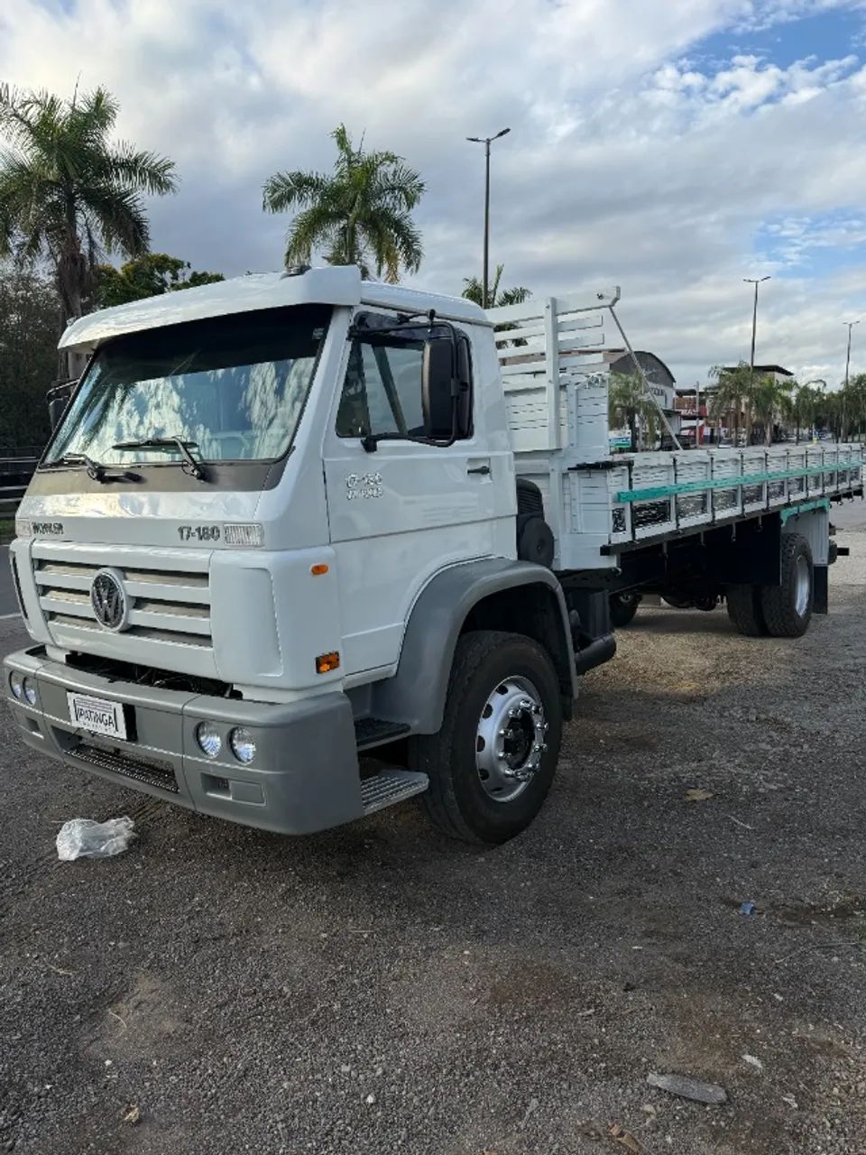 VW 17-180 2010 