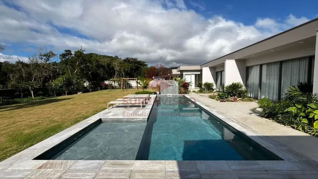 Casa com 3 suítes à venda, 2.147,11 m² - Ratones - Florianópolis/SC - Foto 2