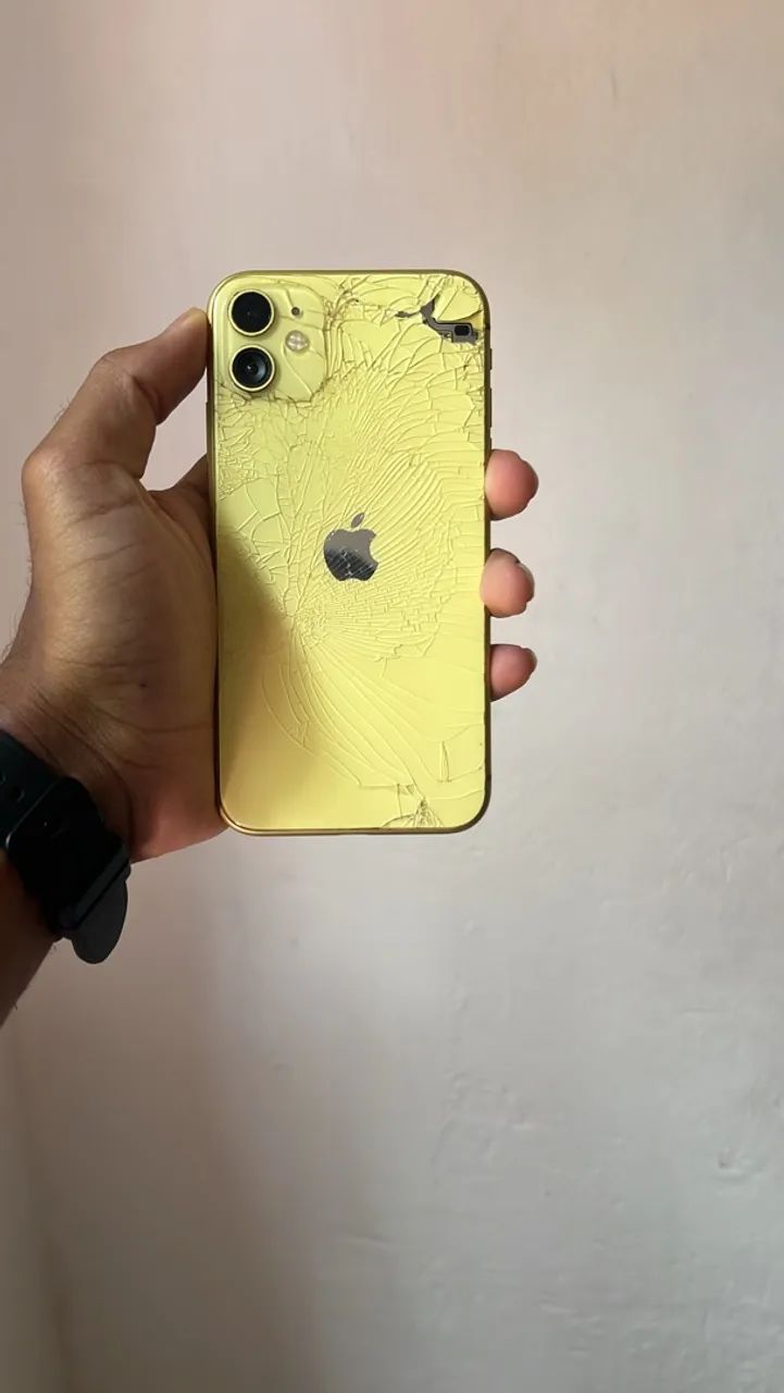iPhone 11 64 GB  - Foto 2