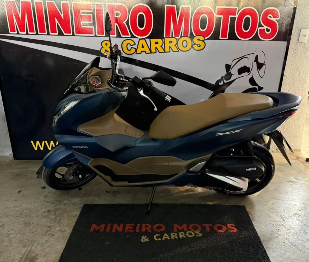 PCX 160 DLX - Foto 4