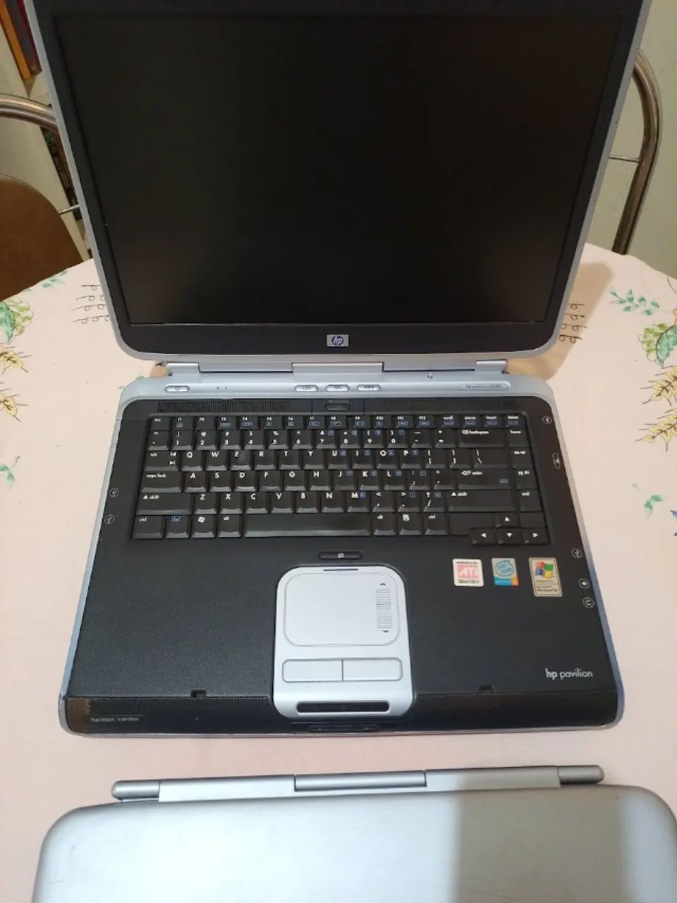 Notebook HP Pavillion Pentium 4 com defeito  - Foto 4