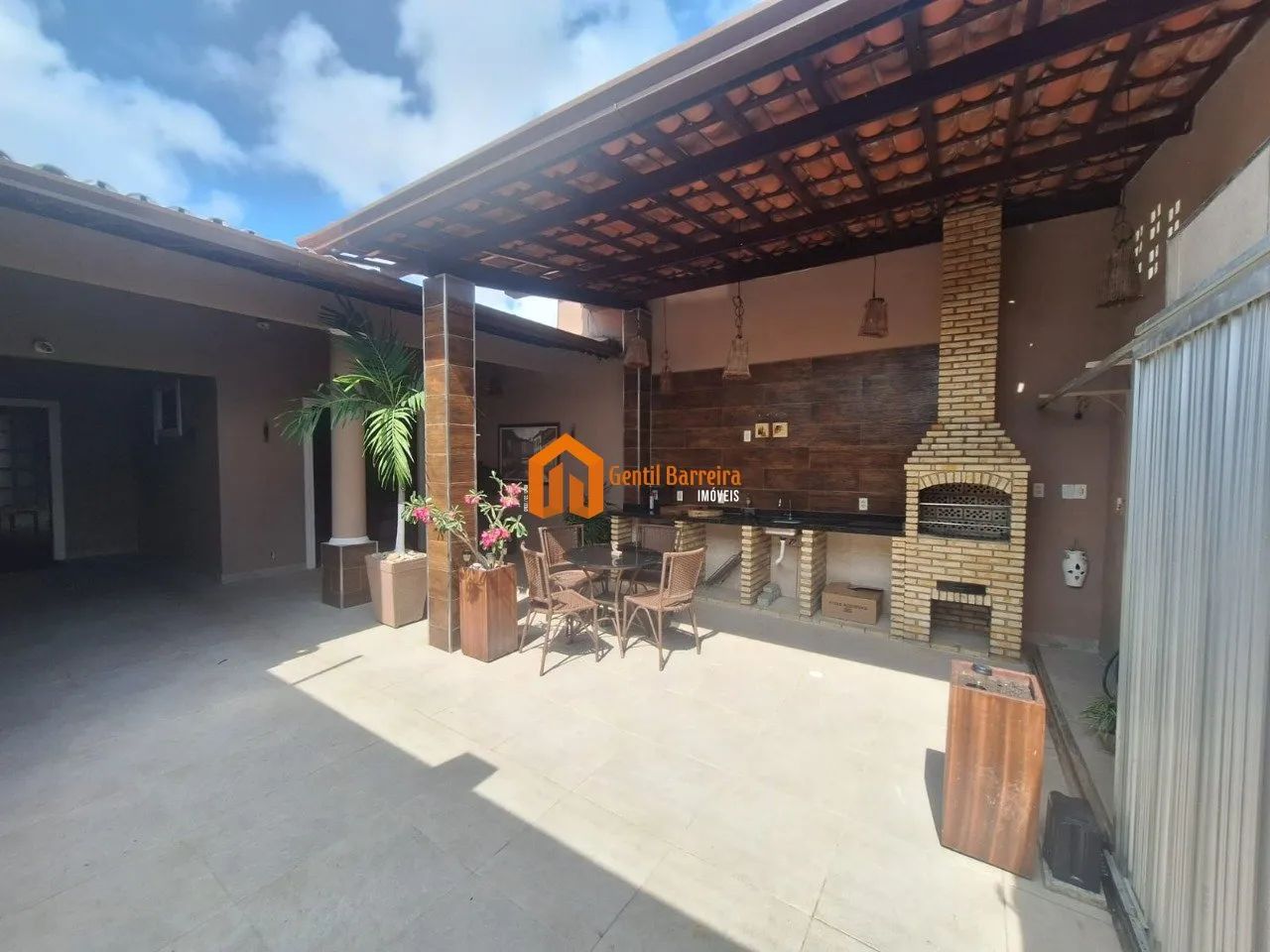 Excelente casa plana