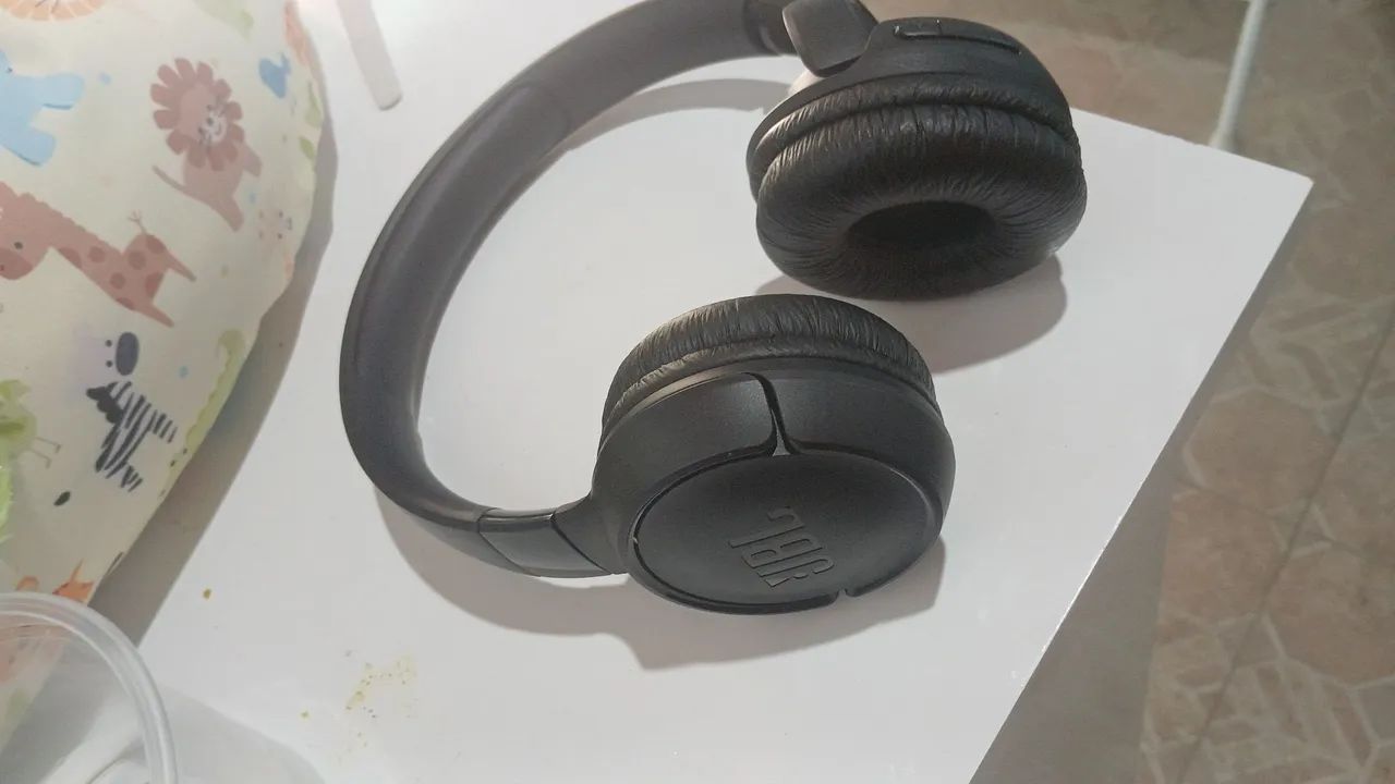 Fone JBL Tune 520 BT LEIA A DESCRIÇÃO - Foto 2