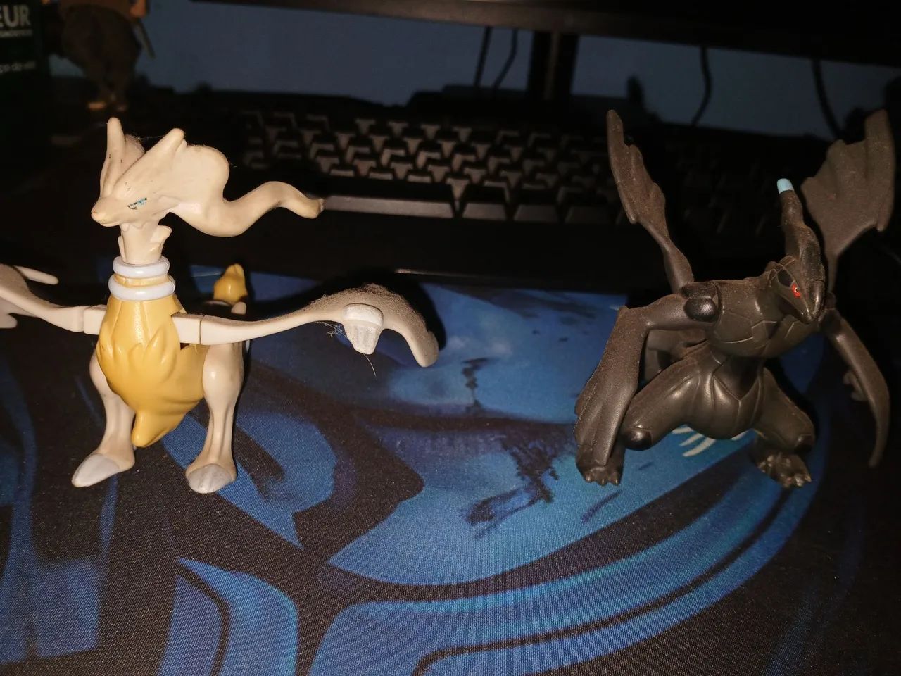 Vendo lote com action figures variadas, ideal para coleção, revenda ou decoração. - Foto 3