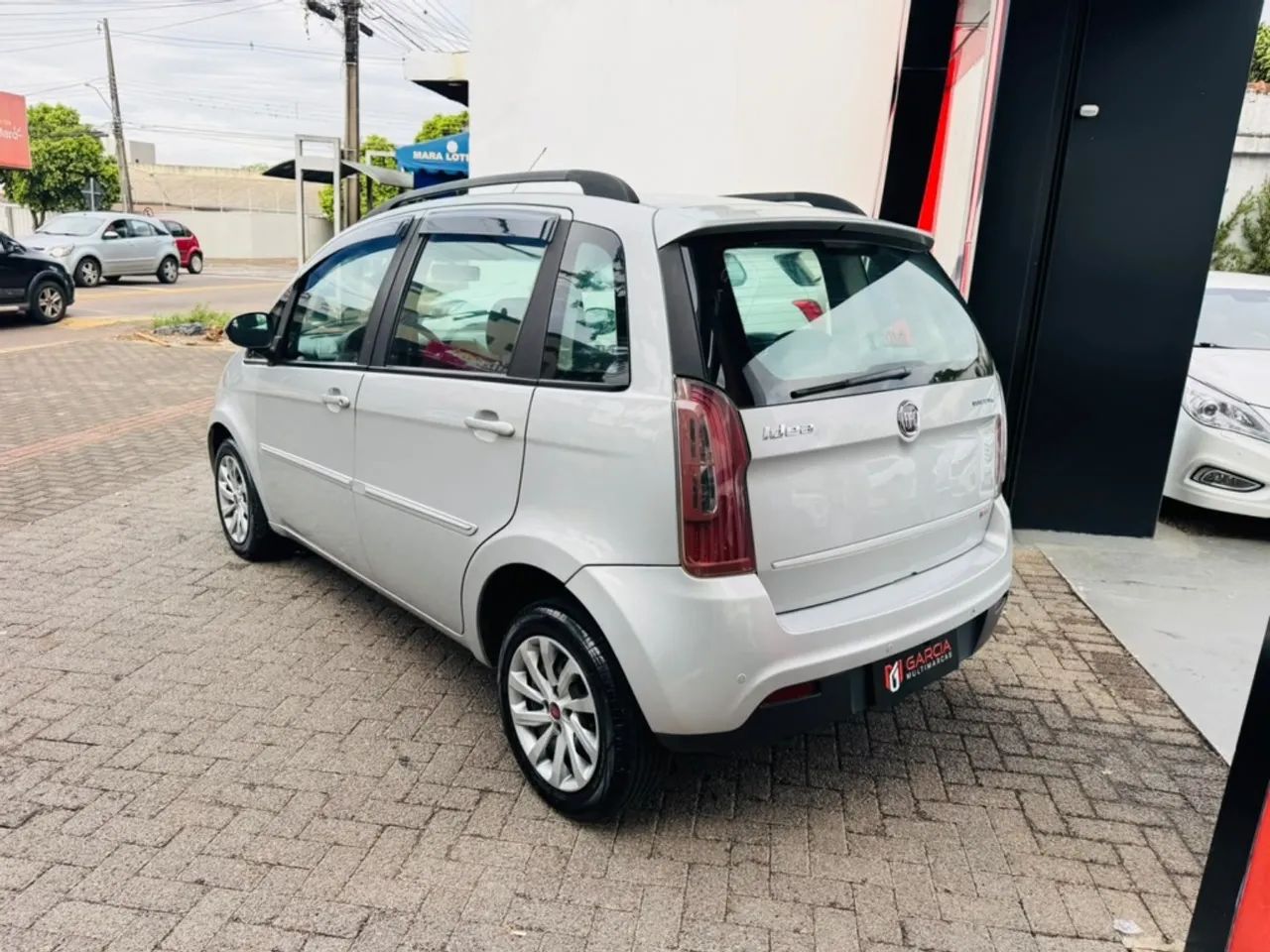 Fiat Idea Attractive 1.4 Fire Flex 8V 5P 2013 - Foto 5