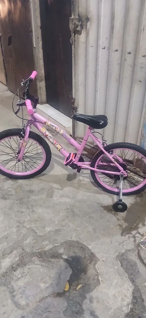 Bicicleta aro 20 cor rosa  - Foto 4