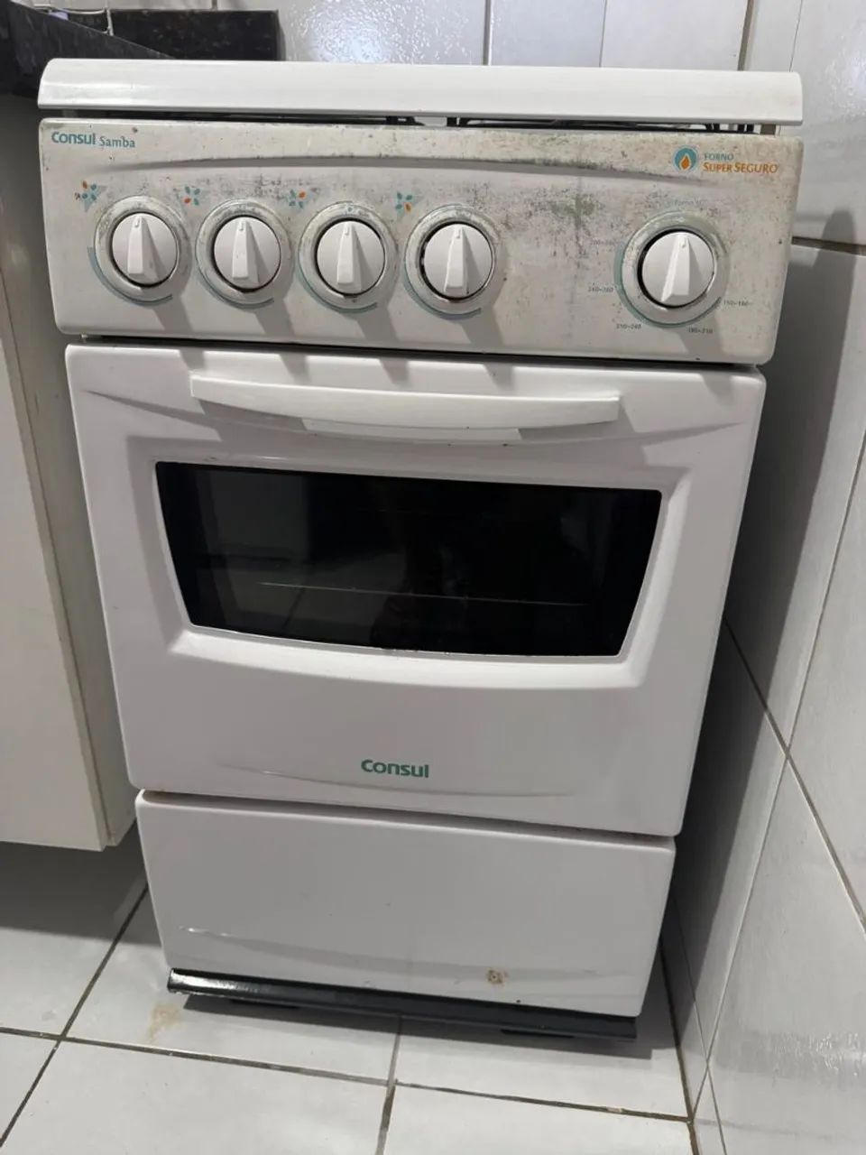 Fogão de 4 bocas