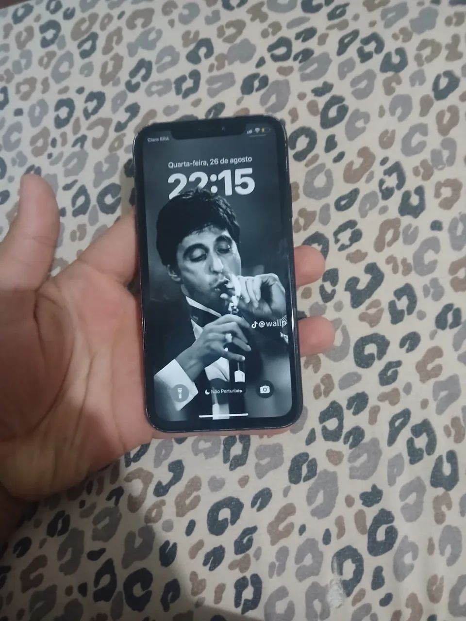 Vendo iPhone XR impecável  - Foto 3