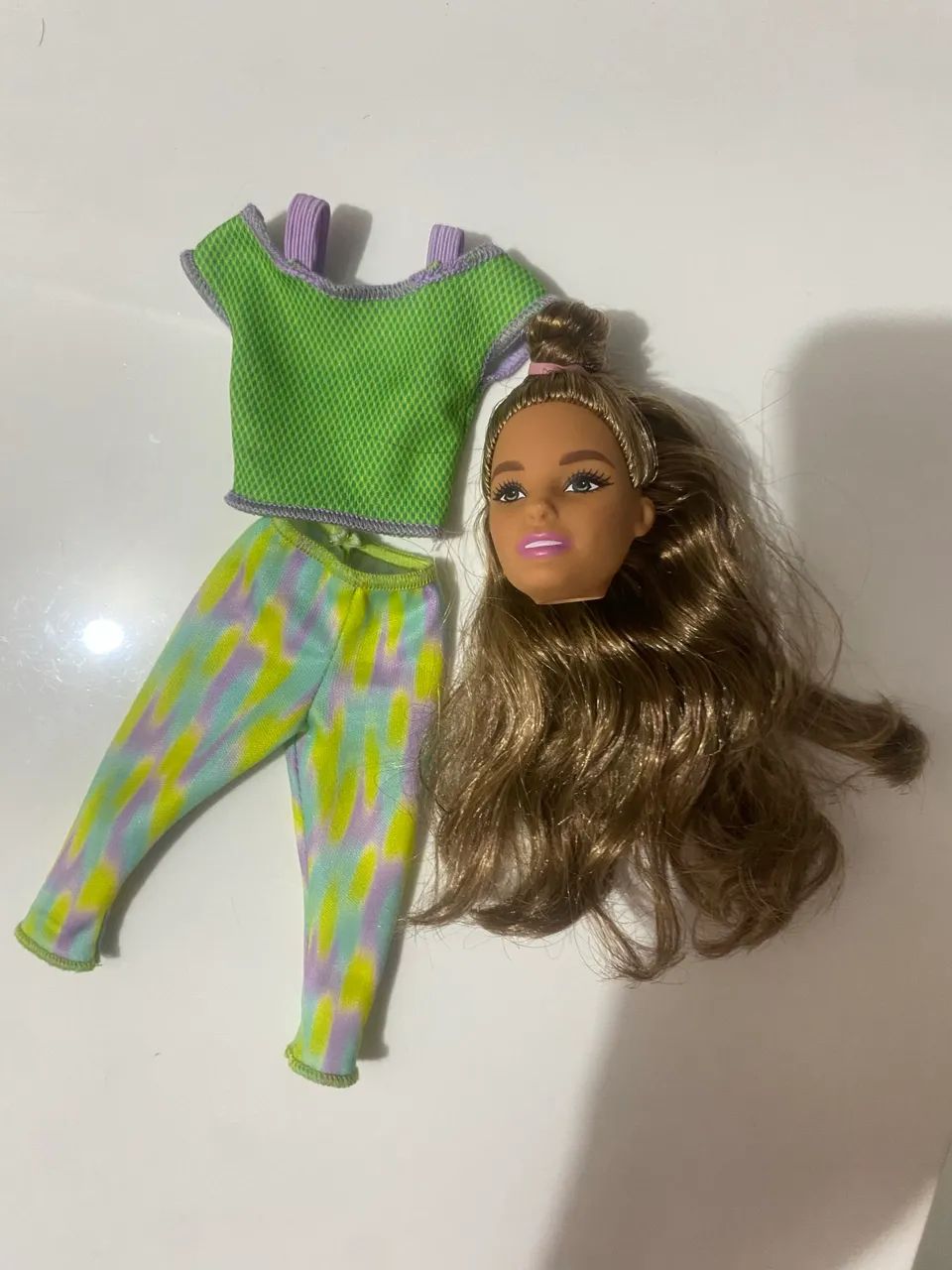 Kit cabeça Barbie MTM yoga mais roupa dela