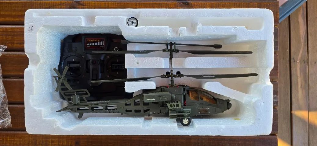 Helicóptero de Controle Remoto "Commander" Candide (Mutant - Código 6408) No Estado