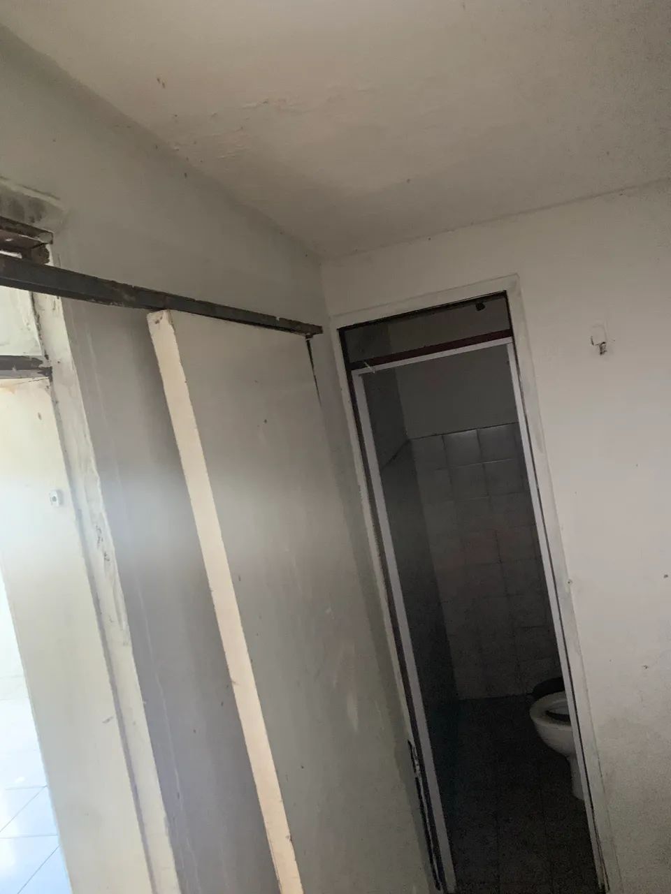 Casa com Piscina e 3 Suítes  - Foto 2