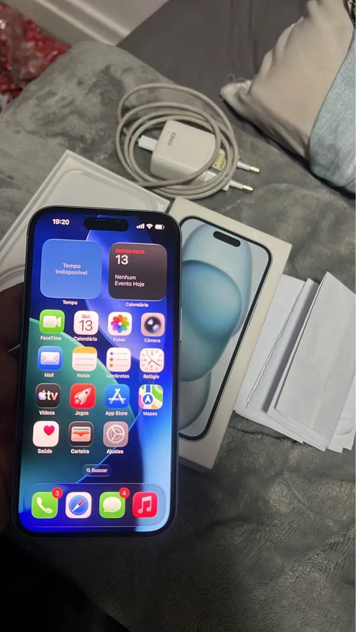 iPhone 15 azul - Foto 4